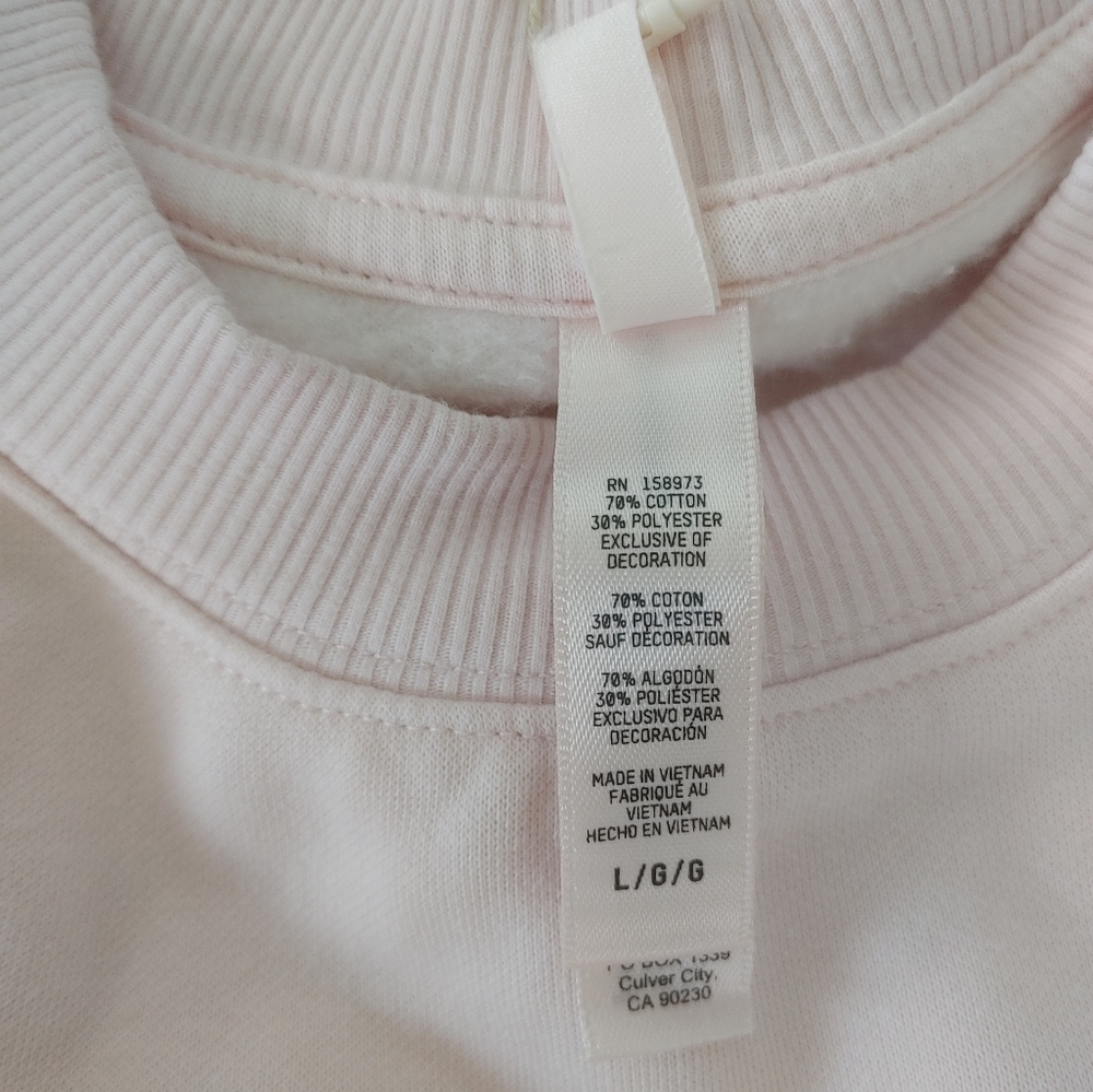 SKIMS Cotton Fleece Crew Neck Sweatshirt - Picture 6 of 15